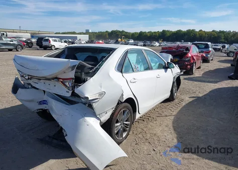 2015 Toyota Camry Se z USA, uszkodzony, nr VIN 4T1BF1FK5FU073092